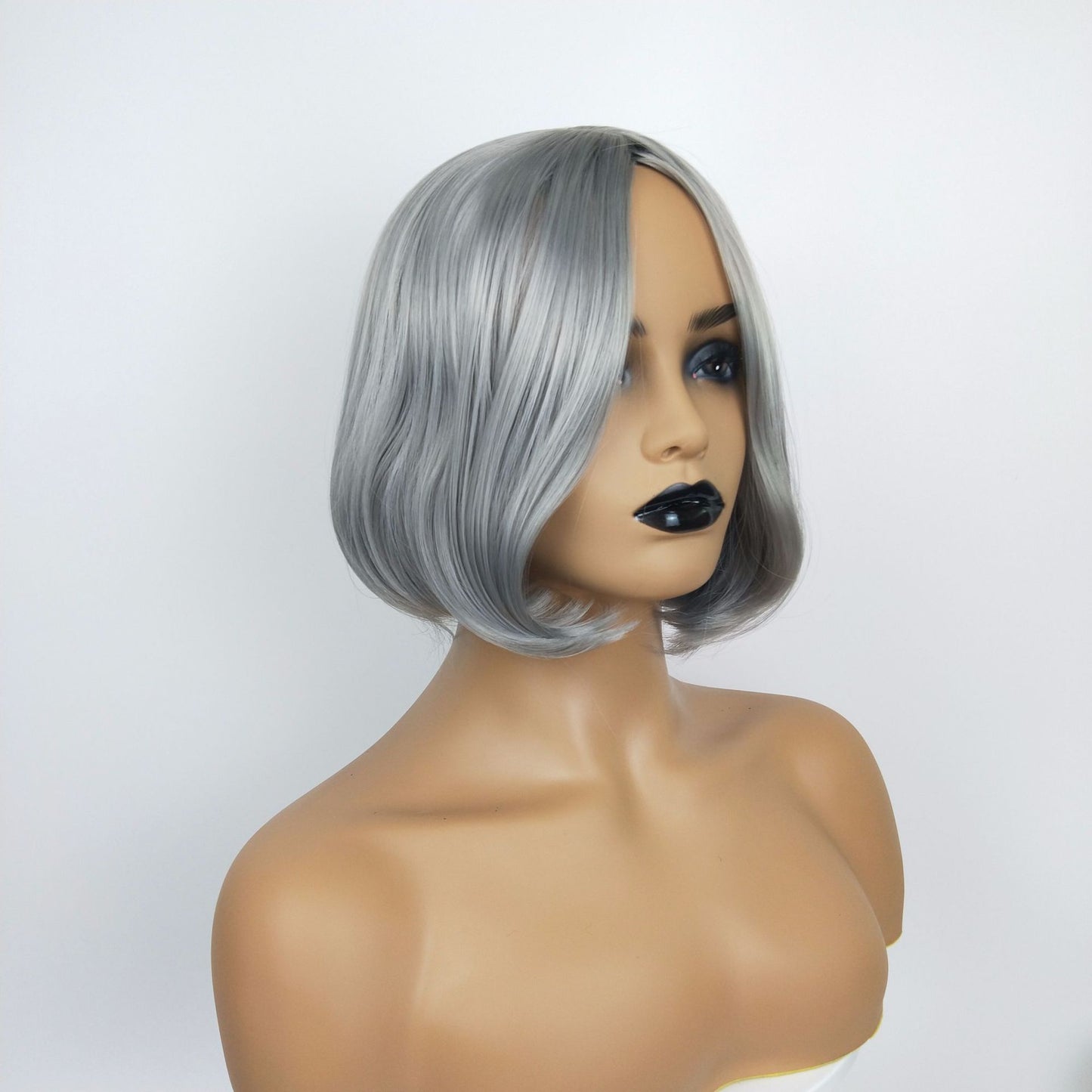 Wig European and American ladies short hair grandma gray hood